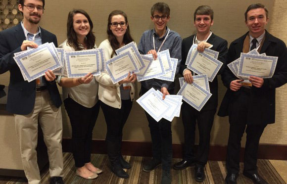 SJMC students win college media awards